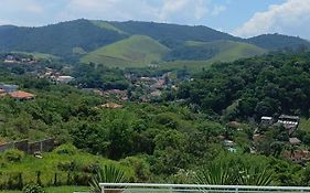 Casa Bela - A 350M Do Centro De Miguel Pereira Com Piscina E Churrasqueira 12 Pessoas